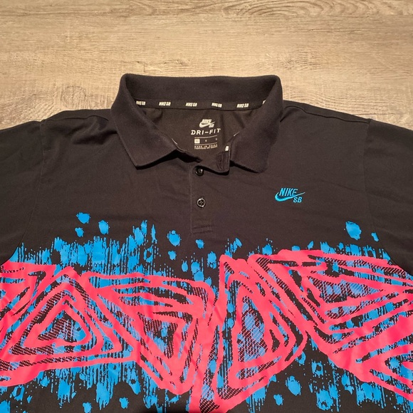 Nike SB Dri-Fit Polo Shirt Men’s Size Large. Rare - Picture 3 of 4